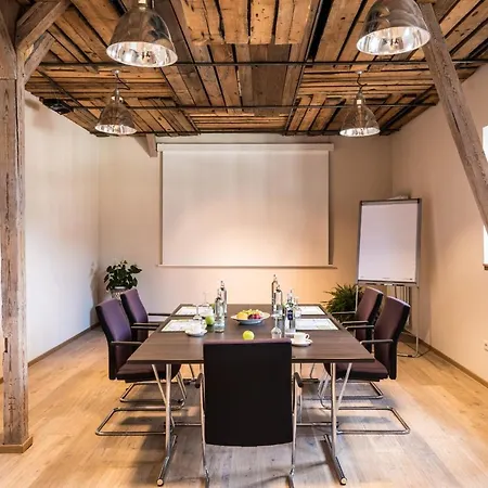 Bollants Im Park, Autograph Collection 4*