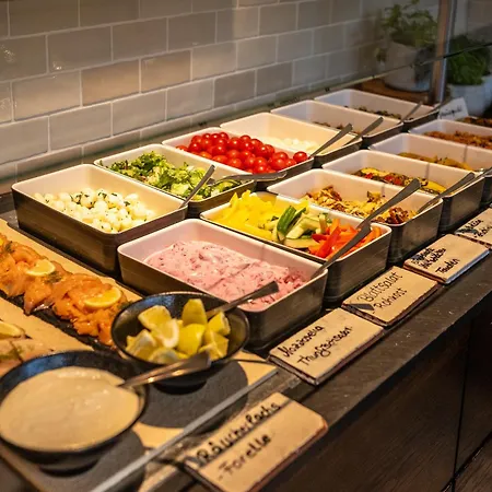 Bollants Im Park, Autograph Collection 4*