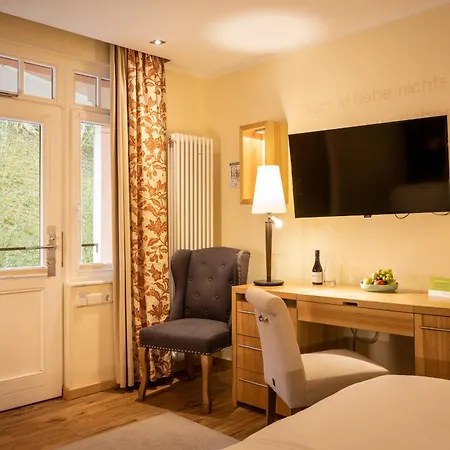 Bollants Im Park 호텔 바트소베른하임