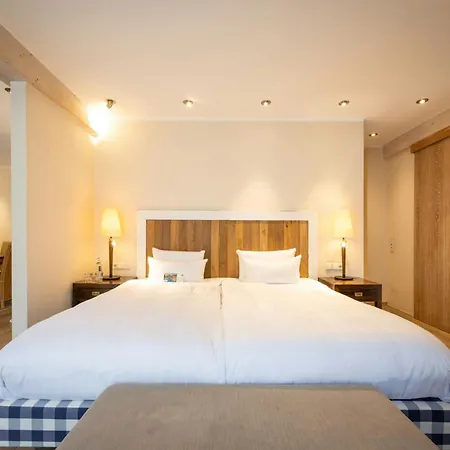 Bollants Im Park, Autograph Collection