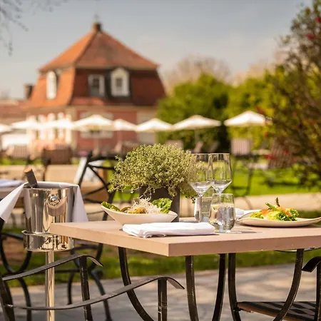 Bollants Im Park, Autograph Collection 4*