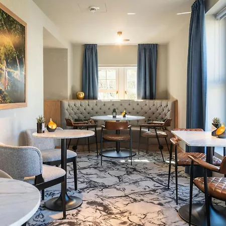 Bollants Im Park, Autograph Collection