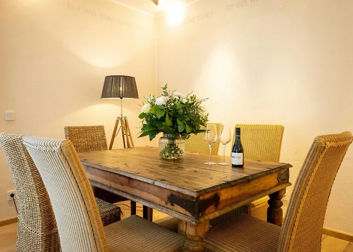 Bollants Im Park, Autograph Collection